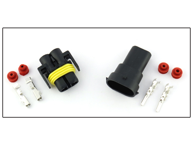 Ksenon - LED - Halogeeni H8 / H11 (H9) uros + naarasliitin