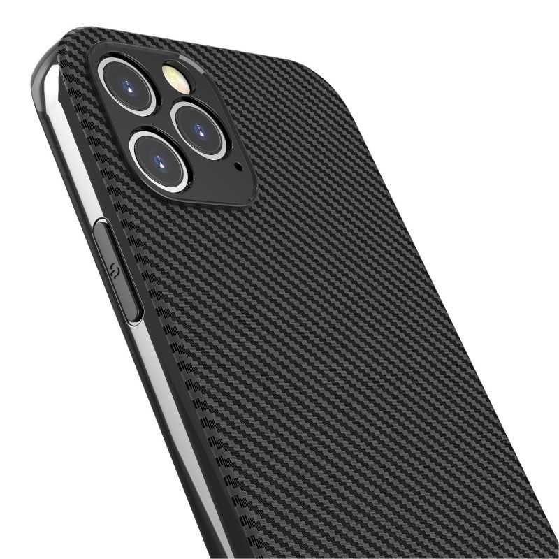 iPhone 15 Pro Stöttåligt Skal FullCarbon V2