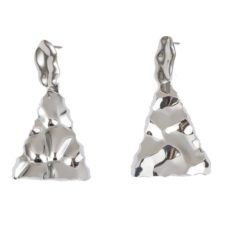 Statement Glam Örhängen i Silver Färg med Geometriska Former / Triangel med Hamrat Mönster