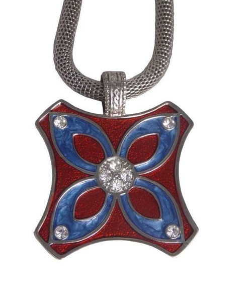 Z&R Design - Boho Halsband i Silver Färg med Magnetlås och ett Emaljerat Hänge med Blå Blomma
