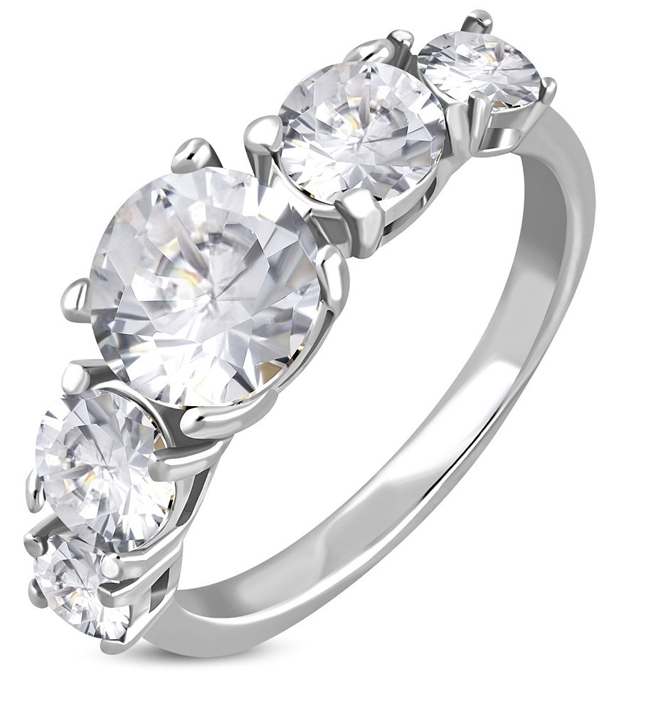 Glittrande Ring i Kirurgiskt Stål 316L i Silver Färg med 5 st Klara Cubic Zircon Kristaller - Stl 18,95