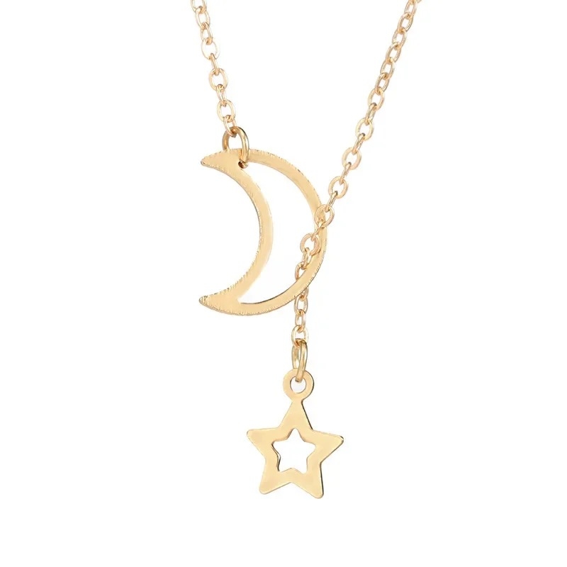 Elegant Guld Halsband med Måne & Stjärna / Moon Star Necklace