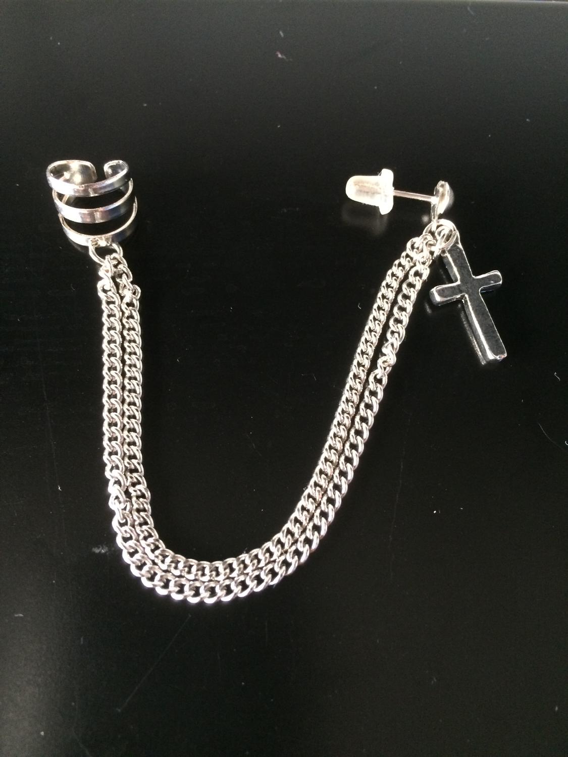 Earcuff Ear Cuff & Örhänge med Dubbla Kedjor & Kors - Silver