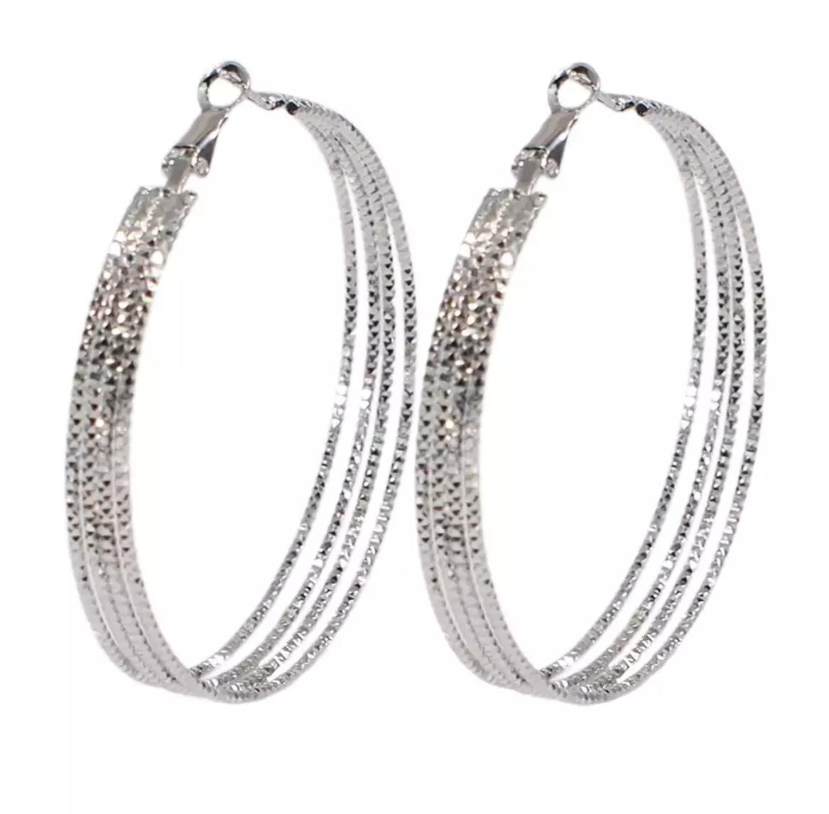 Stora 4-radiga Mönstrade Hoop Silver Örhängen - 6 cm