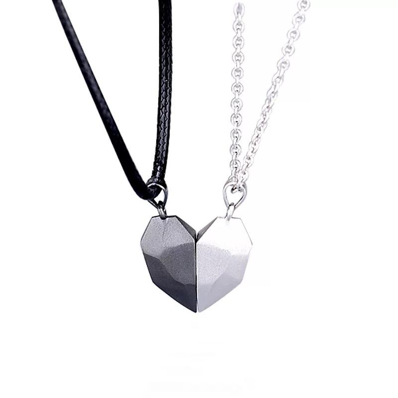 2 st Parhalsband Par Halsband med Magnetiskt Hjärta Svart