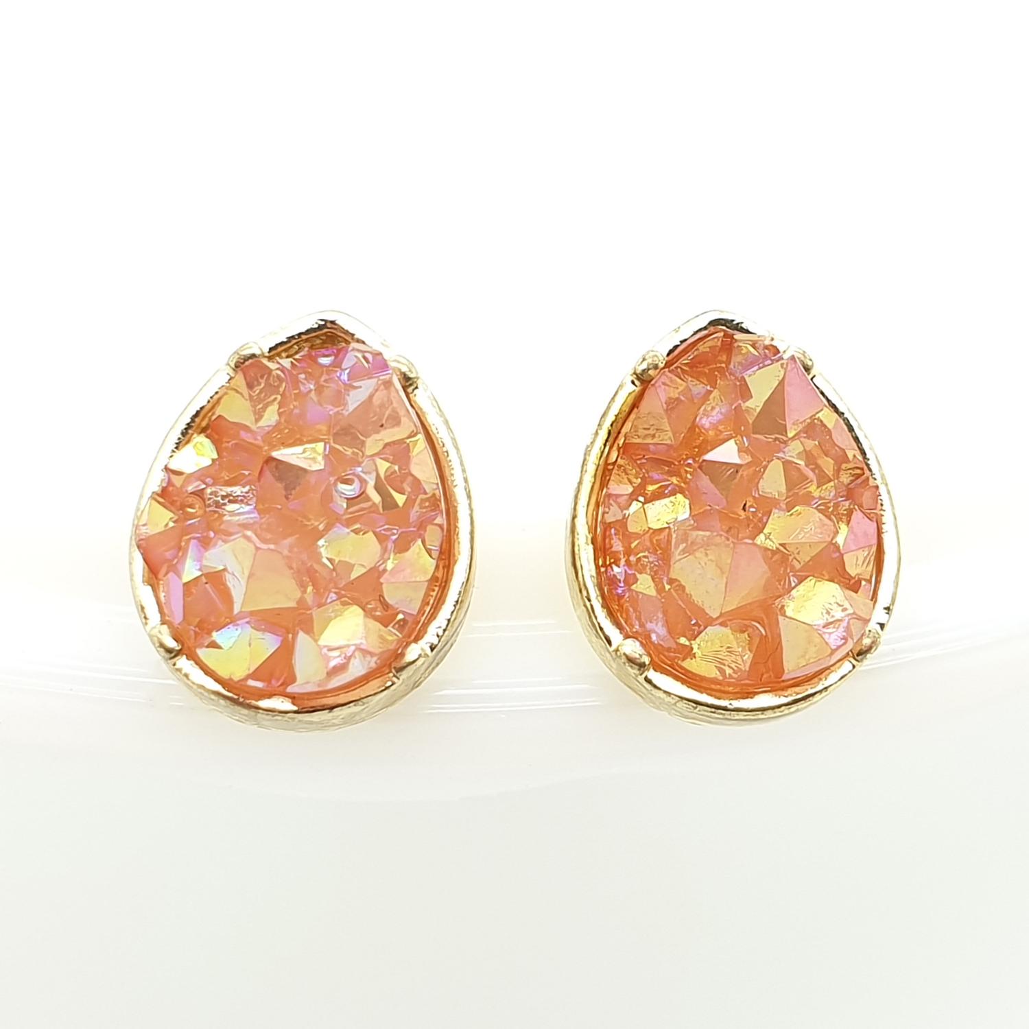 Durzy rock lava crystal glänsande sten örhängen vattendroppe