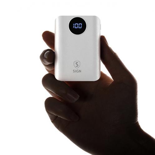 SiGN Mini Q.C Powerbank med Display 10.000mAh - Vit